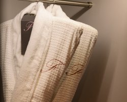 Enjoy Luxury for Less - Just £150 per room with bubbles on arrival