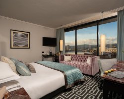 Stay in the heart of Belfast at the luxurious Fitzwilliam Hotel.  Book direct and enjoy a full Fitzwilliam breakfast – on us. 